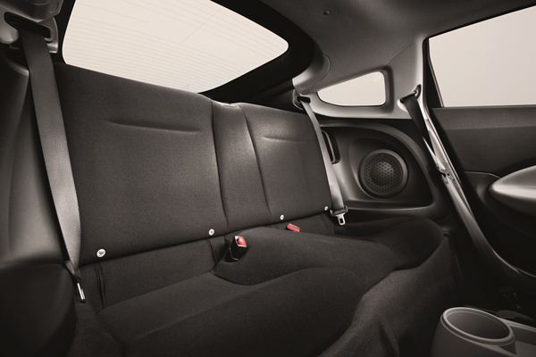 Honda lance son nouveau coupé sportif hybride