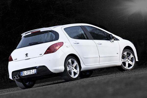 Peugeot lance la 308 GTi
