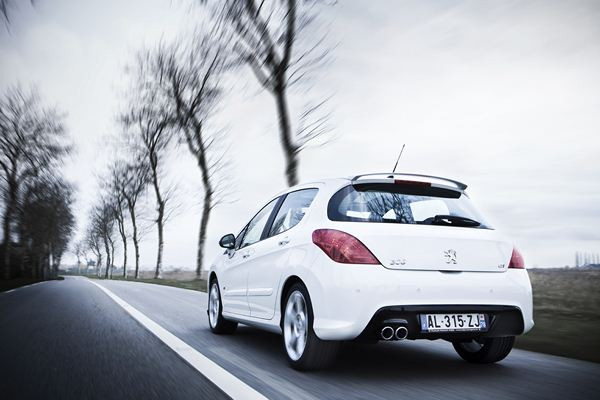 Peugeot lance la 308 GTi