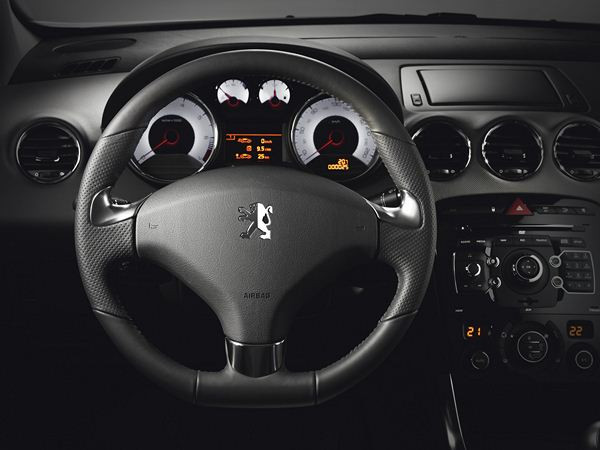 Peugeot lance la 308 GTi