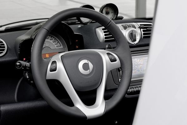 La Smart Fortwo Coupé restylée commercialisée à partir de 9 990 euros
