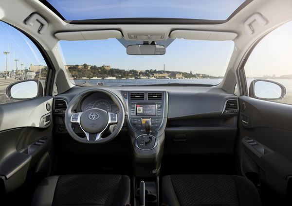Toyota lance son nouveau petit monospace de moins de quatre mètres