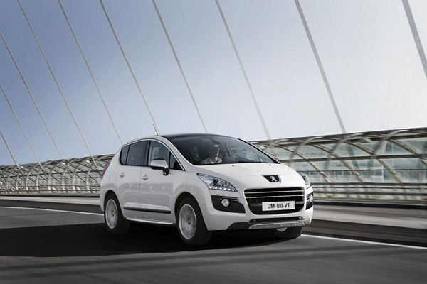 Peugeot lance la réservation de la première voiture Full Hybrid diesel au monde