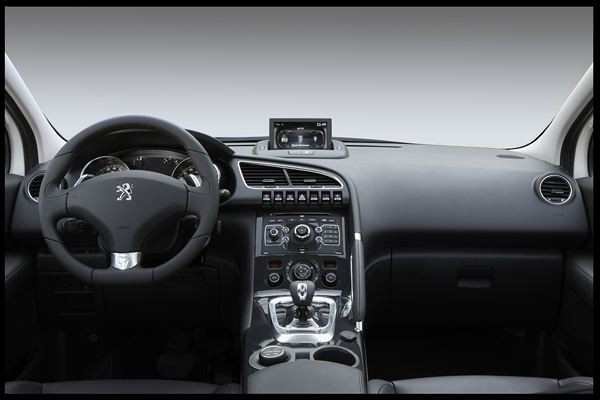 Peugeot lance la réservation de la première voiture Full Hybrid diesel au monde