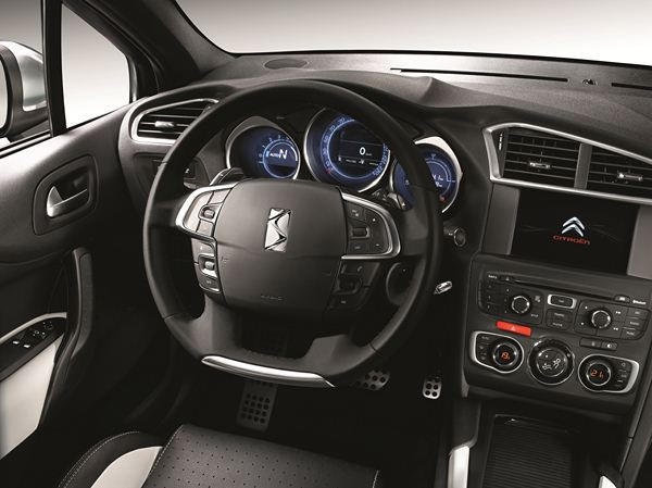 Le coupé surélevé quatre portes Citroën démarre à partir de 21 300 euros