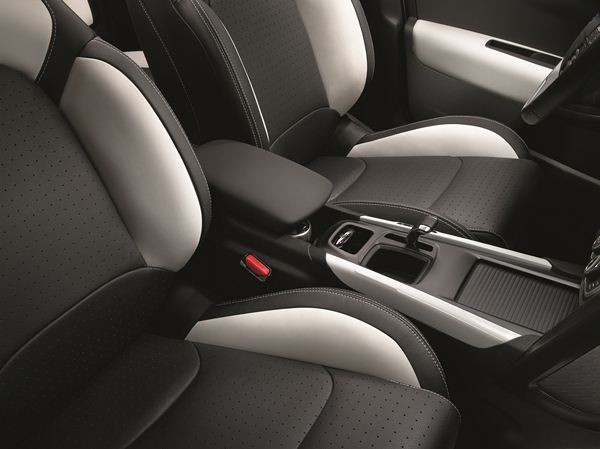 Le coupé surélevé quatre portes Citroën démarre à partir de 21 300 euros