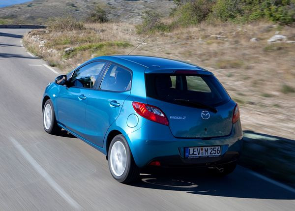 La Mazda 2 s'offre un léger restyling