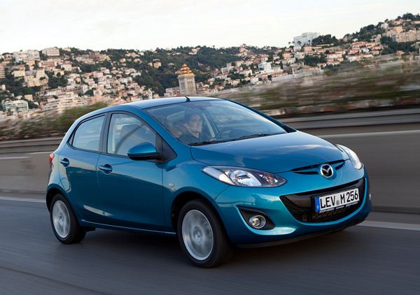 La Mazda 2 s'offre un léger restyling