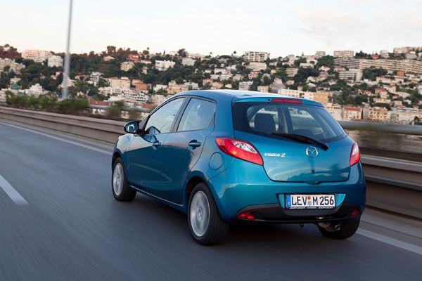 La Mazda 2 s'offre un léger restyling