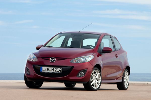La Mazda 2 s'offre un léger restyling