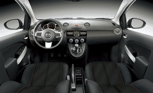 La Mazda 2 s'offre un léger restyling