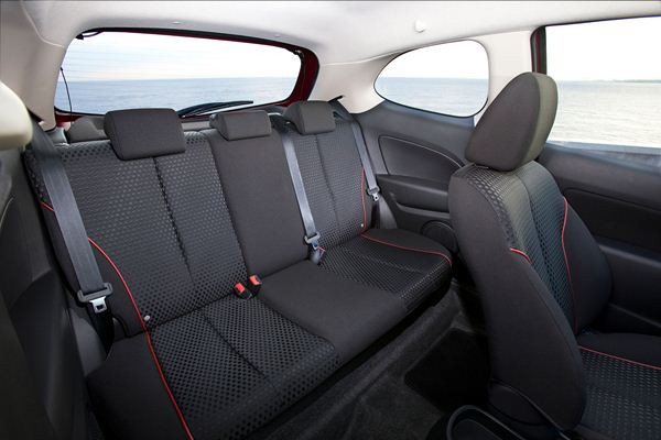 La Mazda 2 s'offre un léger restyling