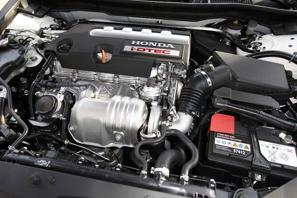 Honda lance la version restylée de la berline Accord