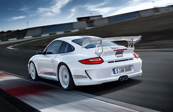 Porsche lance la 911 GT3 RS 4.0 en édition limitée