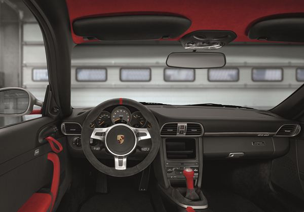 Porsche lance la 911 GT3 RS 4.0 en édition limitée
