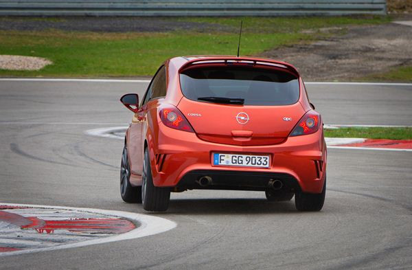 Opel lance la Corsa OPC « Nürburgring Edition »