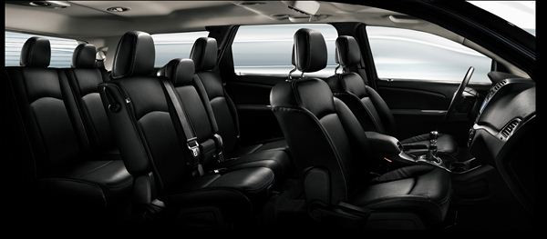 Fiat lance son nouveau monospace familial Freemont