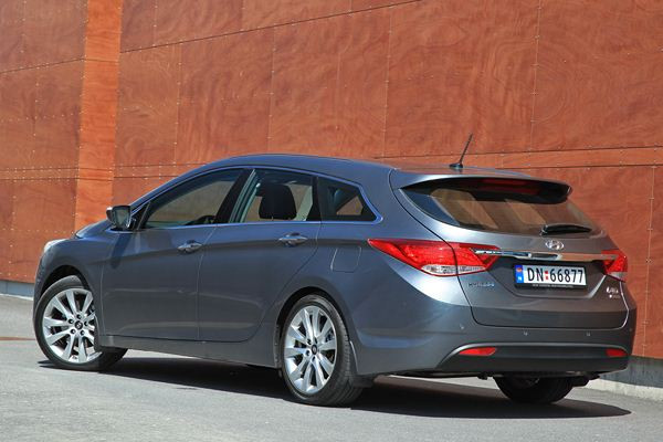 Hyundai lance son nouveau break i40sw