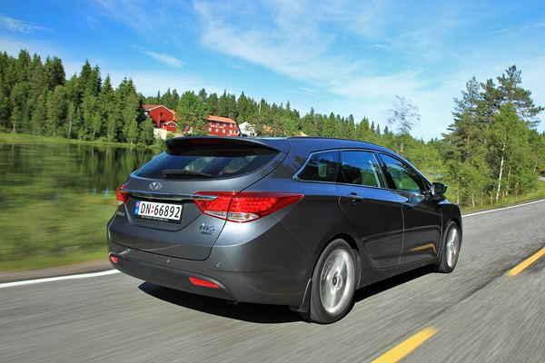 Hyundai lance son nouveau break i40sw