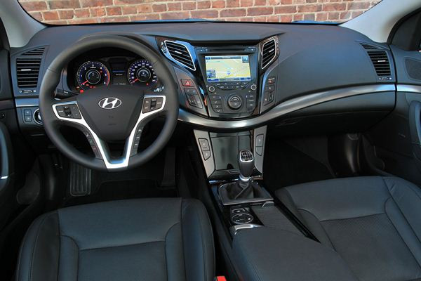 Hyundai lance son nouveau break i40sw
