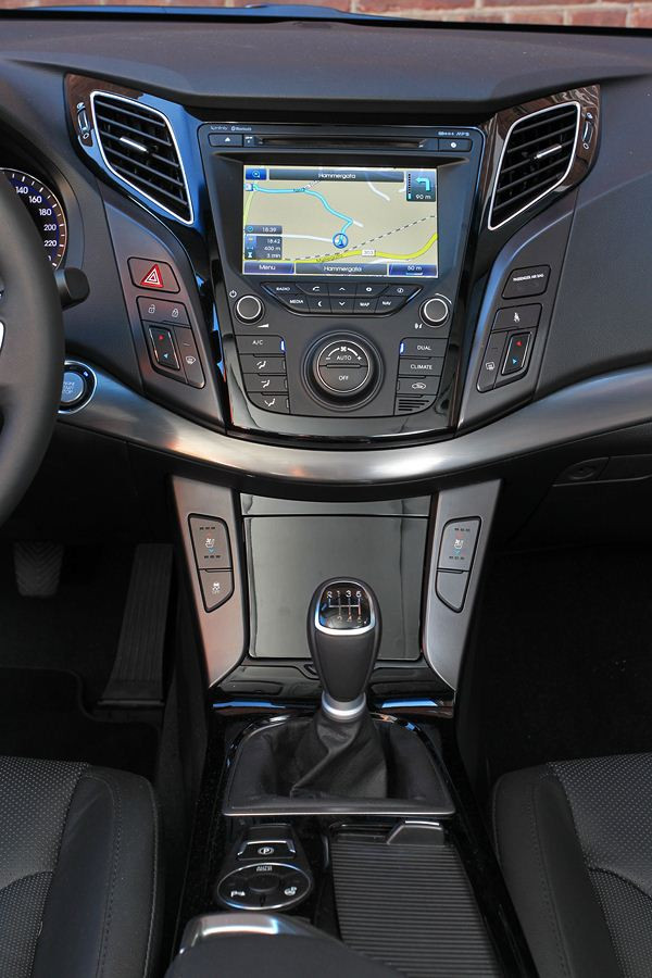 Hyundai lance son nouveau break i40sw