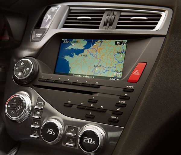 La Citroën DS5 commercialisée à partir de 29 300 euros