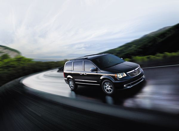 Le nouveau Lancia Voyager commercialisé à 41 900 euros