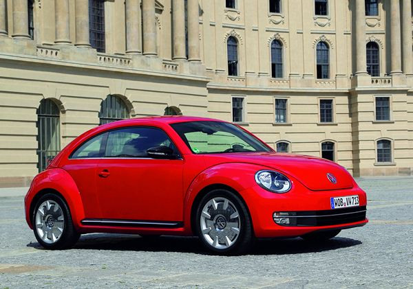 La nouvelle Coccinelle commercialisée à partir de 16 990 euros