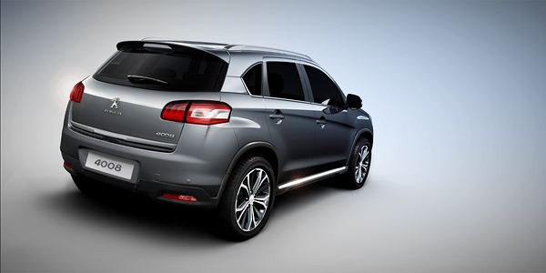 Le nouveau 4x4 compact Peugeot 4008 commercialisé à partir de 33 700 euros