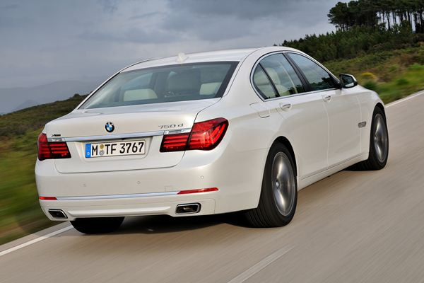 La routière grand luxe BMW Série 7 s'offre un restyling