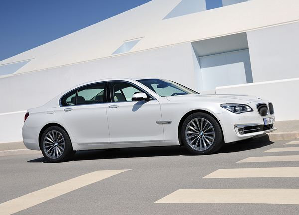 La routière grand luxe BMW Série 7 s'offre un restyling