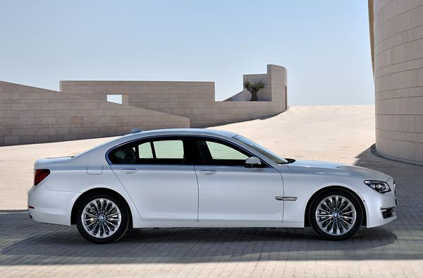 La routière grand luxe BMW Série 7 s'offre un restyling