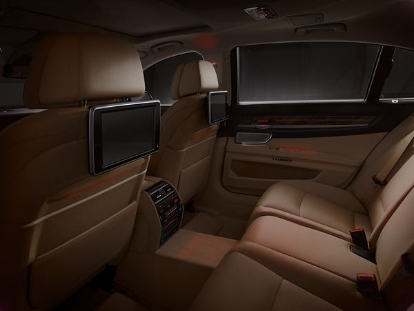 La routière grand luxe BMW Série 7 s'offre un restyling