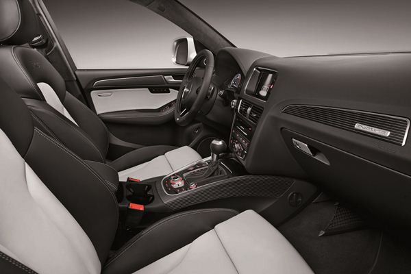 Un Audi SQ5 diesel biturbo de 313 ch commercialisé début 2013