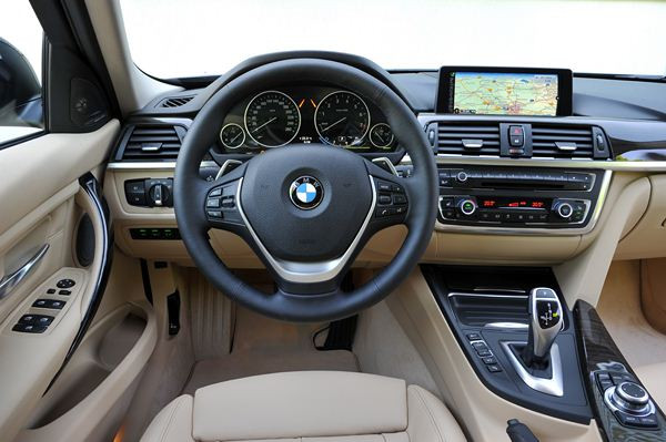 Une nouvelle BMW Série 3 Touring dynamique et fonctionnelle au look sportif