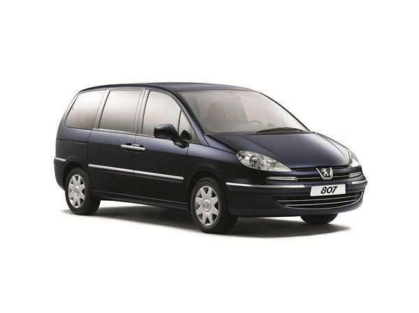 La Peugeot 807 s'offre une nouvelle robe légèrement remaniée