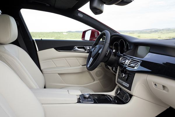 Un inédit coupé cinq portes Mercedes CLS Shooting Brake aux fonctionnalités de break