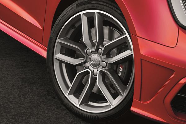 Une nouvelle Audi S3 de 300 ch avec un couple de 380 Nm