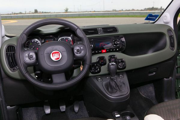 La nouvelle Fiat Panda 4x4 commercialisée à partir de 15 990 euros