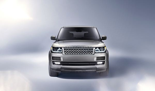 Un nouveau Range Rover combinant luxe, performances et aptitudes en tout-terrain