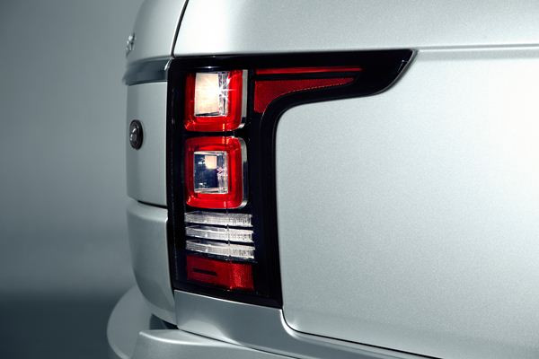 Un nouveau Range Rover combinant luxe, performances et aptitudes en tout-terrain