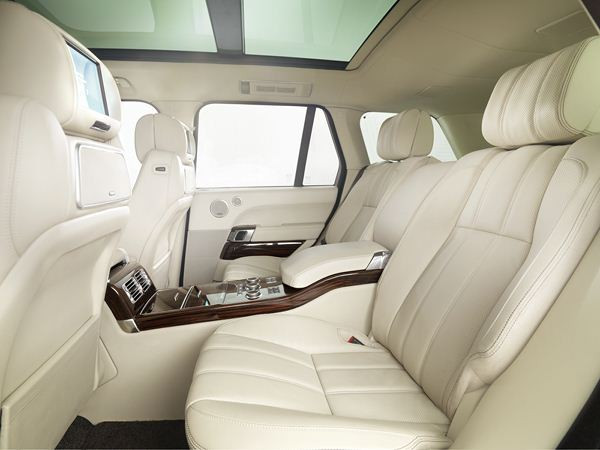 Un nouveau Range Rover combinant luxe, performances et aptitudes en tout-terrain