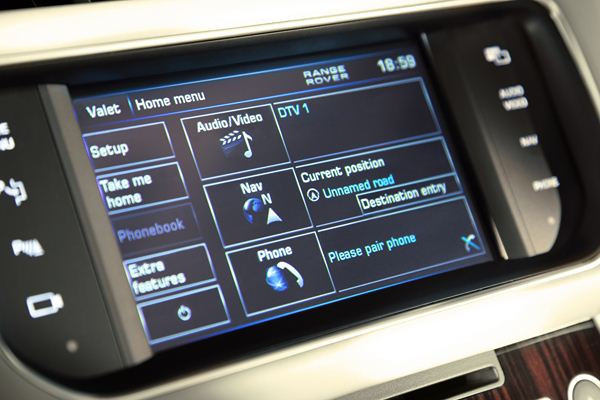 Un nouveau Range Rover combinant luxe, performances et aptitudes en tout-terrain