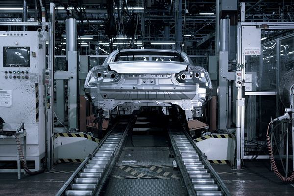 La nouvelle Nissan GT-R 2013 est capable d'accélérer de zéro à 100 km/h en 2,7 secondes