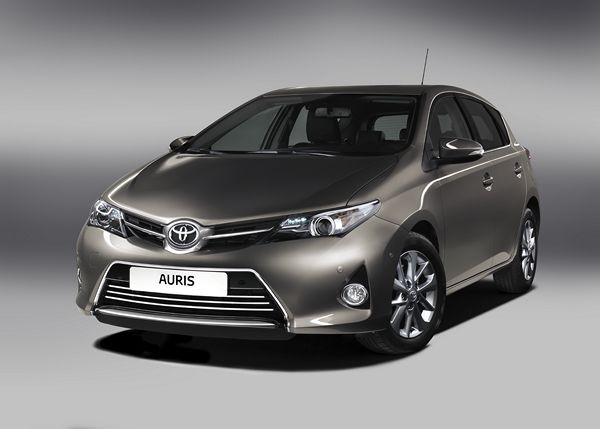 Toyota Auris : elle cède à la mode du bicolore