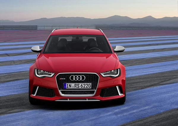 La nouvelle Audi RS 6 Avant à moteur 4.0 TFSI délivre une puissance de 560 ch