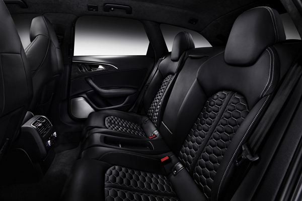 La nouvelle Audi RS 6 Avant à moteur 4.0 TFSI délivre une puissance de 560 ch