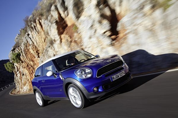 Le Sports Activity Coupé Mini Paceman commercialisé à partir de 24 850 euros