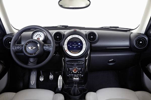 Le Sports Activity Coupé Mini Paceman commercialisé à partir de 24 850 euros