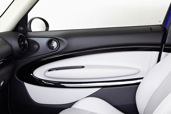 Le Sports Activity Coupé Mini Paceman commercialisé à partir de 24 850 euros